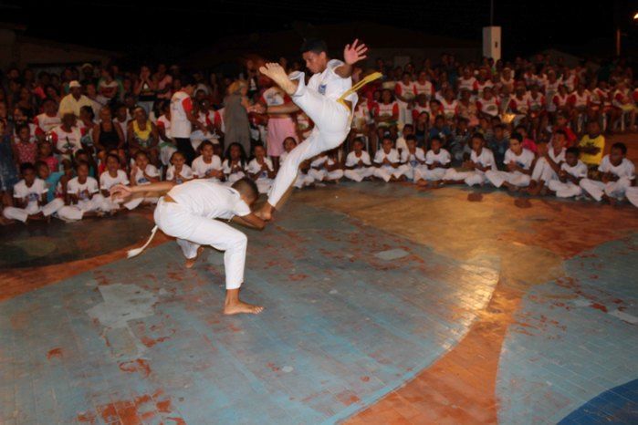 A Secretaria Municipal da Assistência Social realizou o Natal Feliz - Imagem 137