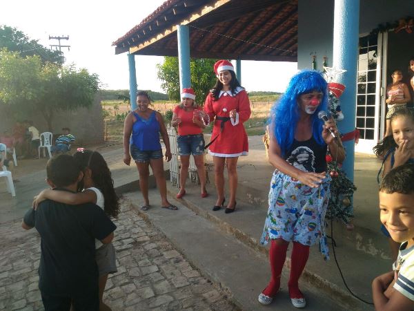 Crianças participam de confraternização com prefeito eleito - Imagem 15