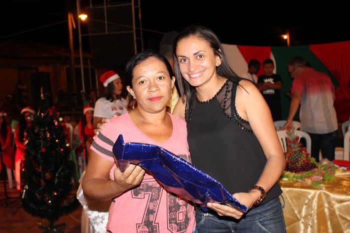 A Secretaria Municipal da Assistência Social realizou o Natal Feliz - Imagem 81