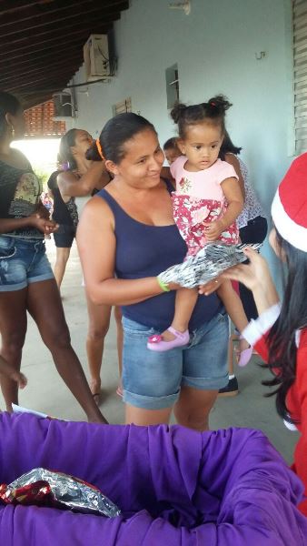 Crianças participam de confraternização com prefeito eleito - Imagem 12