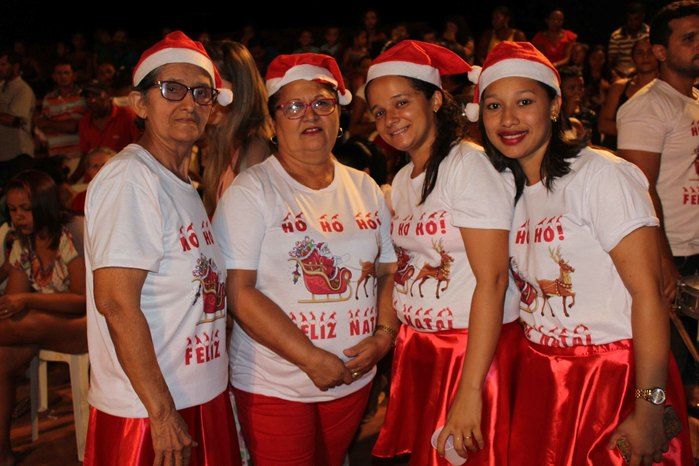 A Secretaria Municipal da Assistência Social realizou o Natal Feliz - Imagem 72