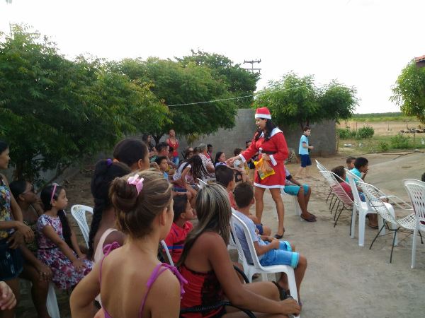 Crianças participam de confraternização com prefeito eleito - Imagem 1