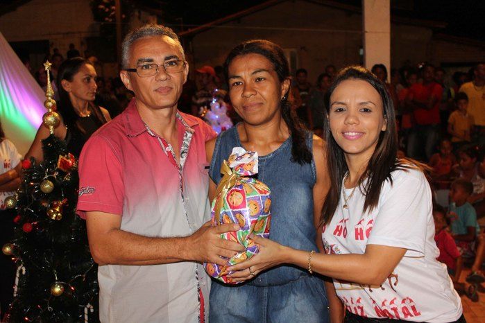 A Secretaria Municipal da Assistência Social realizou o Natal Feliz - Imagem 149
