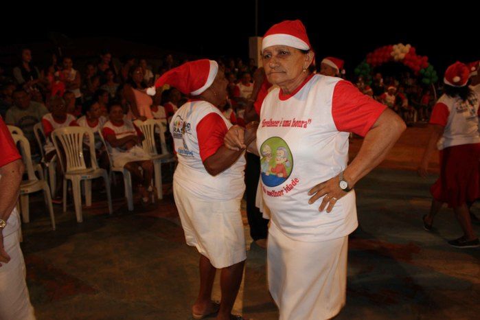 A Secretaria Municipal da Assistência Social realizou o Natal Feliz - Imagem 63