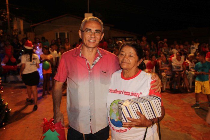 A Secretaria Municipal da Assistência Social realizou o Natal Feliz - Imagem 167
