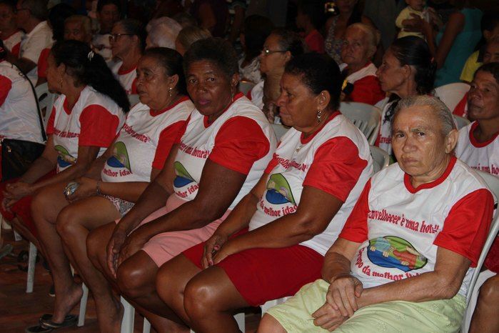A Secretaria Municipal da Assistência Social realizou o Natal Feliz - Imagem 9