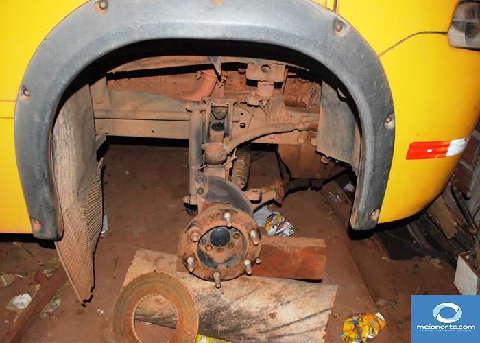 Município não leva todos veículos para a praça por falta de pneus - Imagem 139