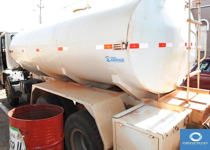 Município não leva todos veículos para a praça por falta de pneus - Imagem 96