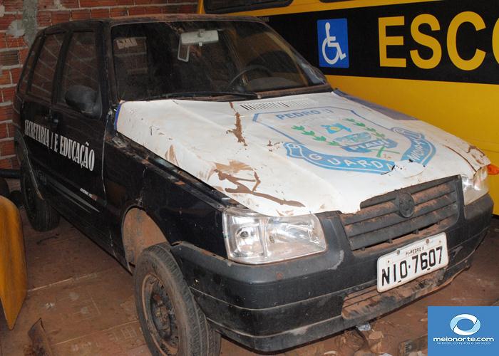 Município não leva todos veículos para a praça por falta de pneus - Imagem 153