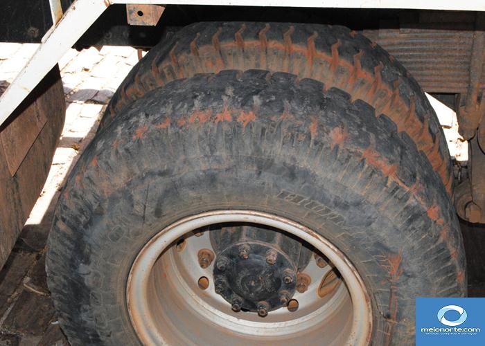 Município não leva todos veículos para a praça por falta de pneus - Imagem 99