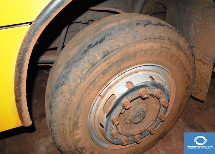 Município não leva todos veículos para a praça por falta de pneus - Imagem 142