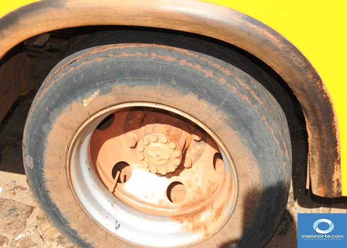 Município não leva todos veículos para a praça por falta de pneus - Imagem 52