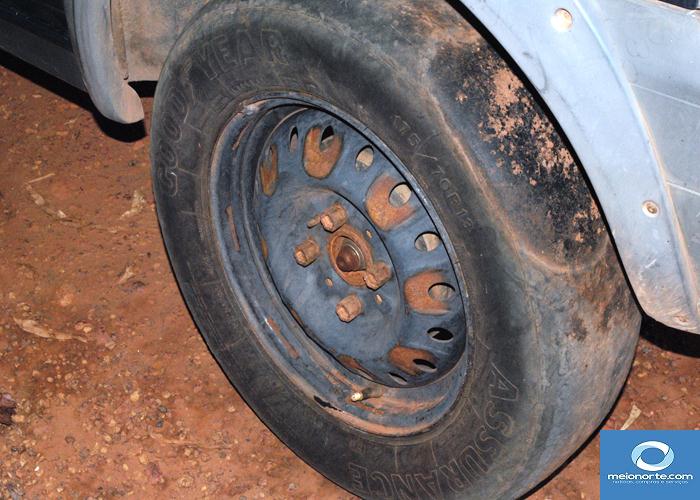 Município não leva todos veículos para a praça por falta de pneus - Imagem 124