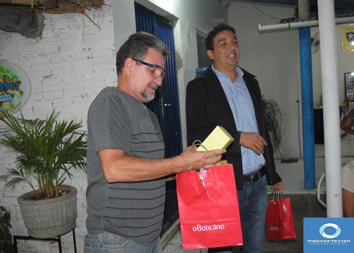 Confraternização e troca de presentes fecha o trabalho de transição - Imagem 42