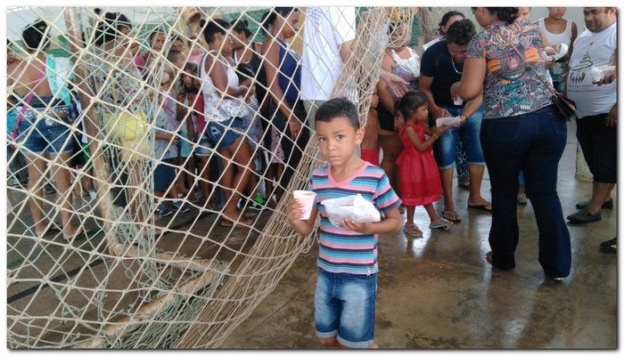 Crianças de Inhuma ganham presentes de um natal para todos - Imagem 15