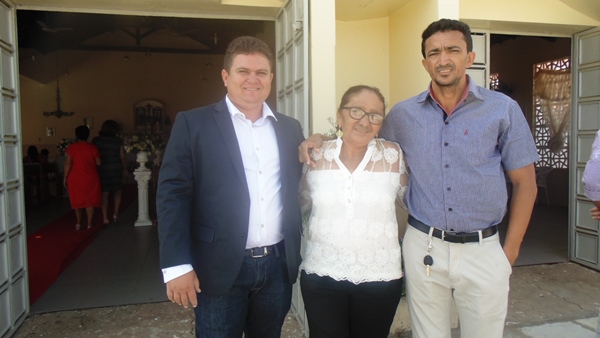 Prefeito eleito Tairo Mesquita participa de missa em Ação de Graças - Imagem 18