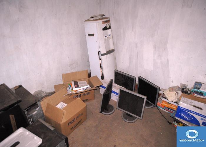 Educação é entregue a nova gestão sucateada e com vários problemas - Imagem 11