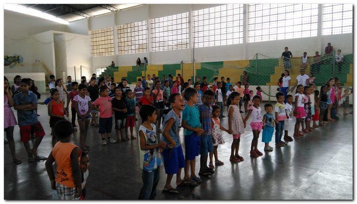 Crianças de Inhuma ganham presentes de um natal para todos - Imagem 7