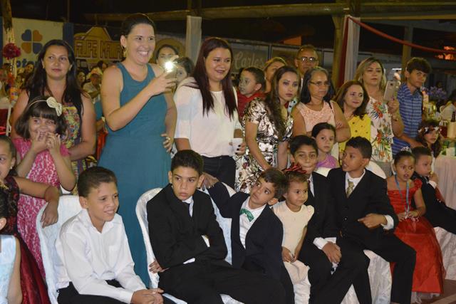 Colégio São Francisco encerra ano letivo com grande festa   - Imagem 27