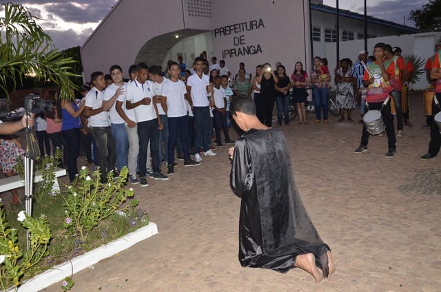 Prefeitura Inaugura Decoração Natalina - Imagem 9