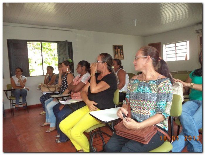Secretária Municipal de Educação realiza reunião com gestores  - Imagem 4