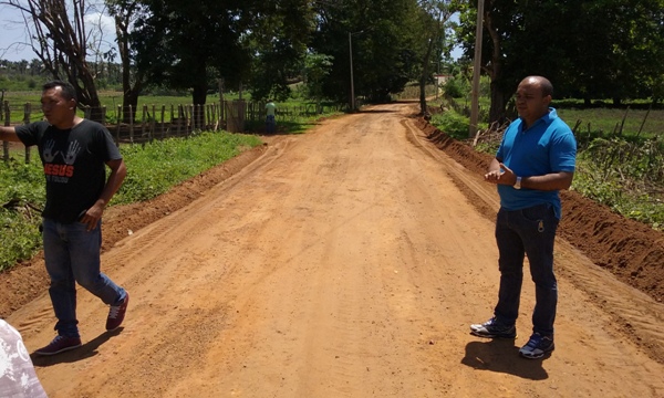 Prefeitura de Lagoinha começa recupera estrada Vicinal  - Imagem 14
