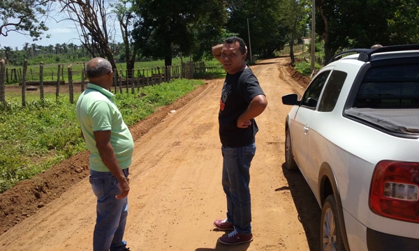 Prefeitura de Lagoinha começa recupera estrada Vicinal  - Imagem 11