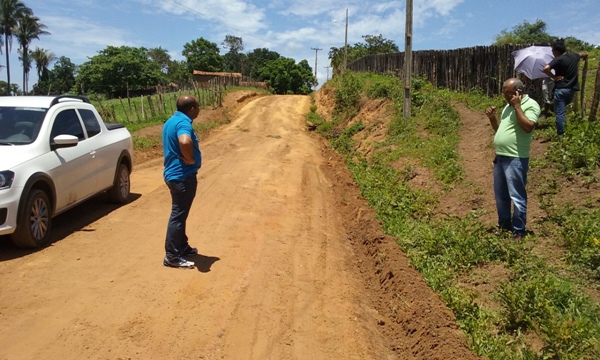 Prefeitura de Lagoinha começa recupera estrada Vicinal  - Imagem 13