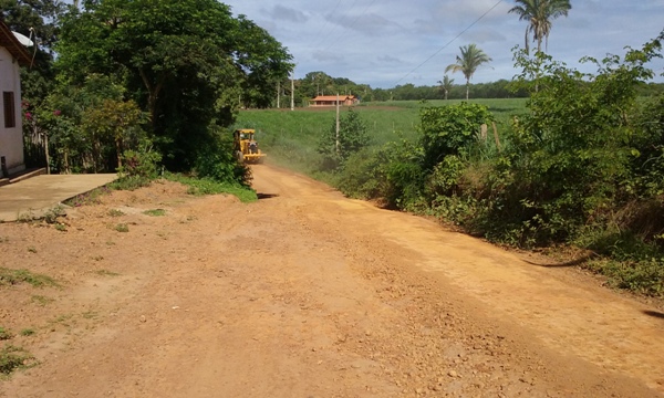 Prefeitura de Lagoinha começa recupera estrada Vicinal  - Imagem 1