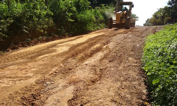 Prefeitura de Lagoinha começa recupera estrada Vicinal  - Imagem 4