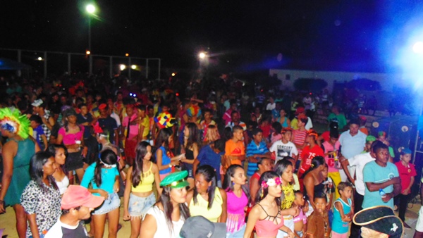 David e forró da ostentação animam ultima noite de carnaval - Imagem 29