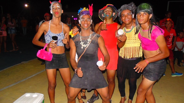 David e forró da ostentação animam ultima noite de carnaval - Imagem 22