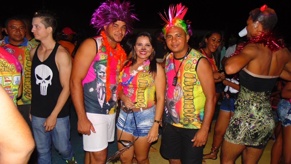 David e forró da ostentação animam ultima noite de carnaval - Imagem 40