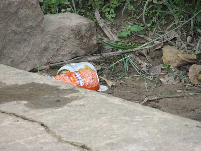 Alerta aos banhistas que deixam sujeira as margens dos banhos - Imagem 6