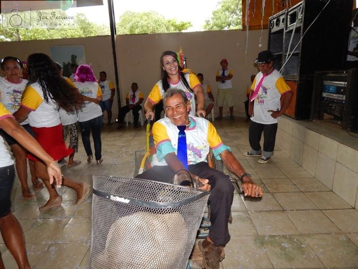 Tradicional carnaval com os Idosos do Grupo Na Flor da Idade - Imagem 21