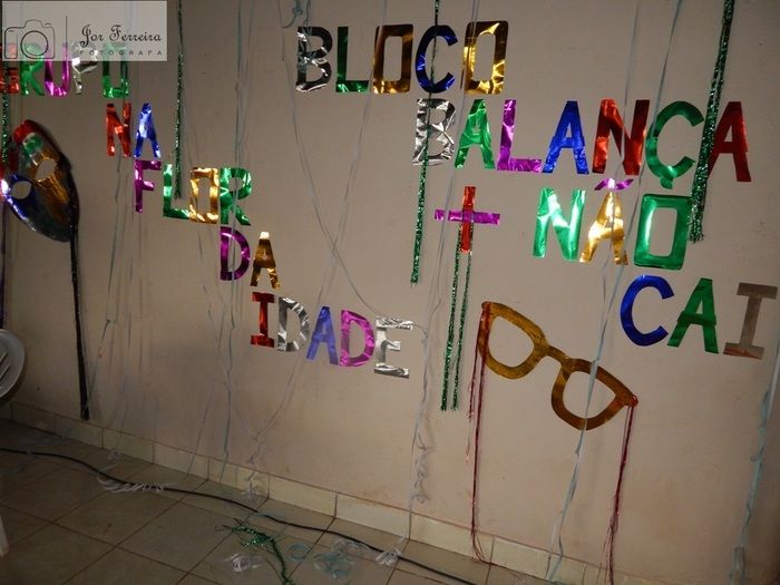 Tradicional carnaval com os Idosos do Grupo Na Flor da Idade - Imagem 2