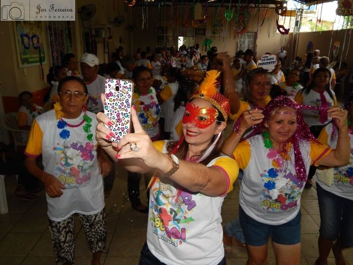 Tradicional carnaval com os Idosos do Grupo Na Flor da Idade - Imagem 14