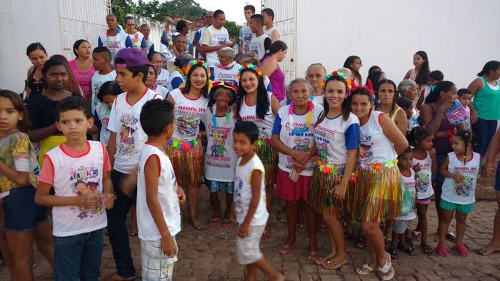 CRAS realiza Baile de Carnaval para idosos, jovens e crianças - Imagem 11