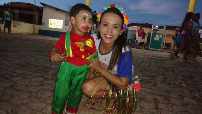 CRAS realiza Baile de Carnaval para idosos, jovens e crianças - Imagem 21