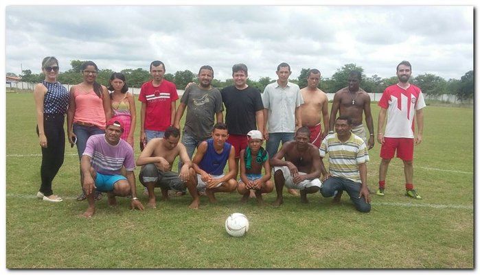 Pacientes do CAPS  e funcionários participam de Partida de Futebol  - Imagem 1