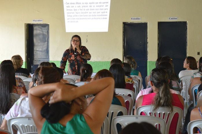 Formação aos Professores e coordenadores da rede municipal  - Imagem 2