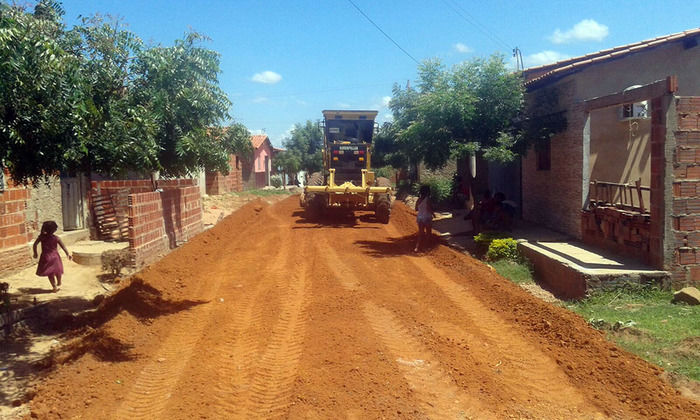 Pavimentação de ruas avançam em Oeiras - Imagem 2