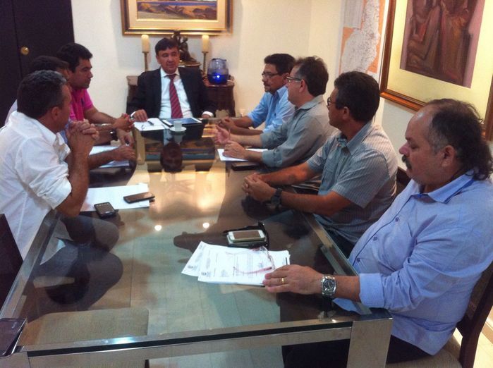 Prefeito Moisés e lideranças participam de audiência com Governador - Imagem 1