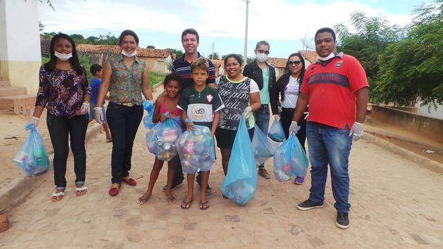 Saúde de Pimenteiras realiza faxina no bairro Vila Nova - Imagem 6