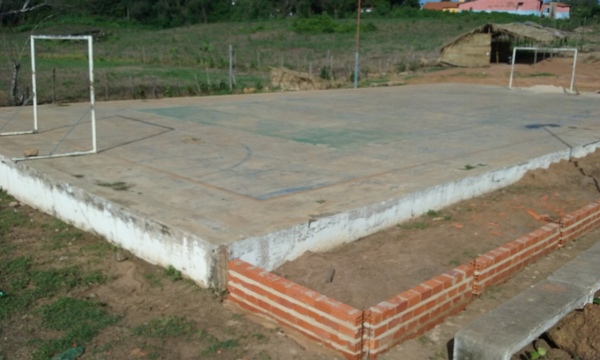 Prefeitura de Lagoinha faz reforma da Quadra de Esportes no Centro  - Imagem 6