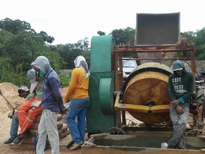 ASFALTO DA ESTRADA QUE LIGA BOA HORA À PI 111 ESTÁ SENDO CONCLUIDO - Imagem 2