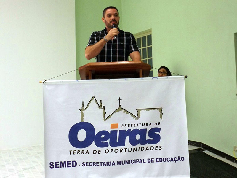 Escolas de Oeiras iniciam ano letivo 2016