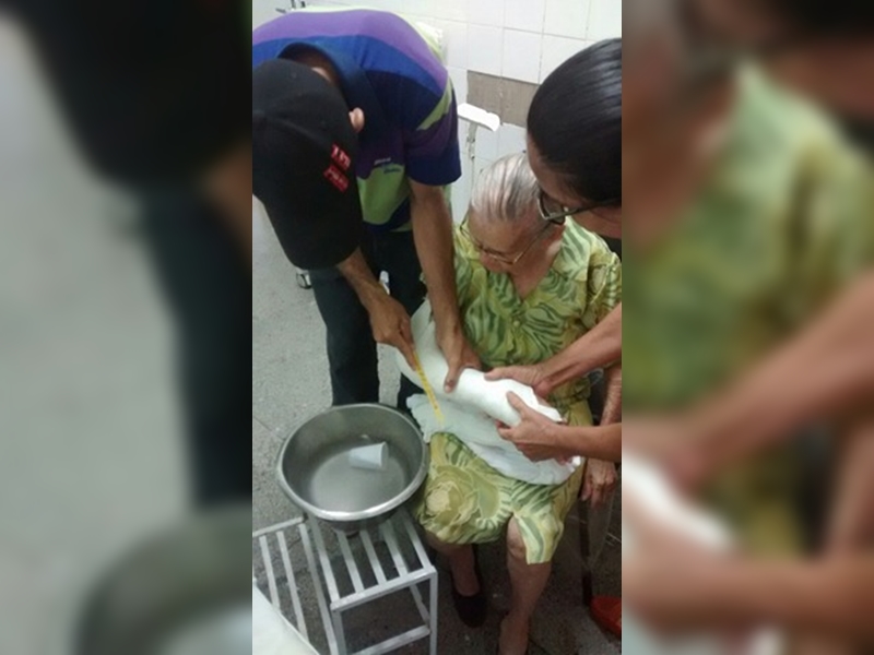 Família de idosa de 86 anos denuncia descaso em hospital de Oeiras