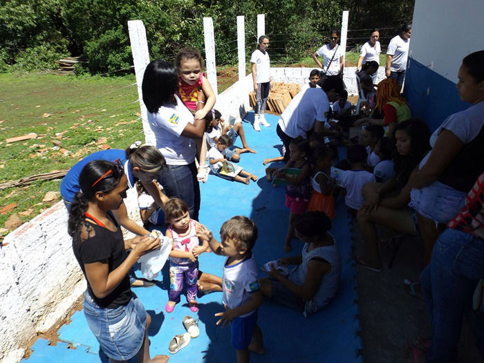 Povoado Chapada das Contendas recebe estrada e escola reformadas - Imagem 34