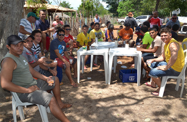 Vereador Alcides Melo comemora a recuperação de 5km de estradas - Imagem 5